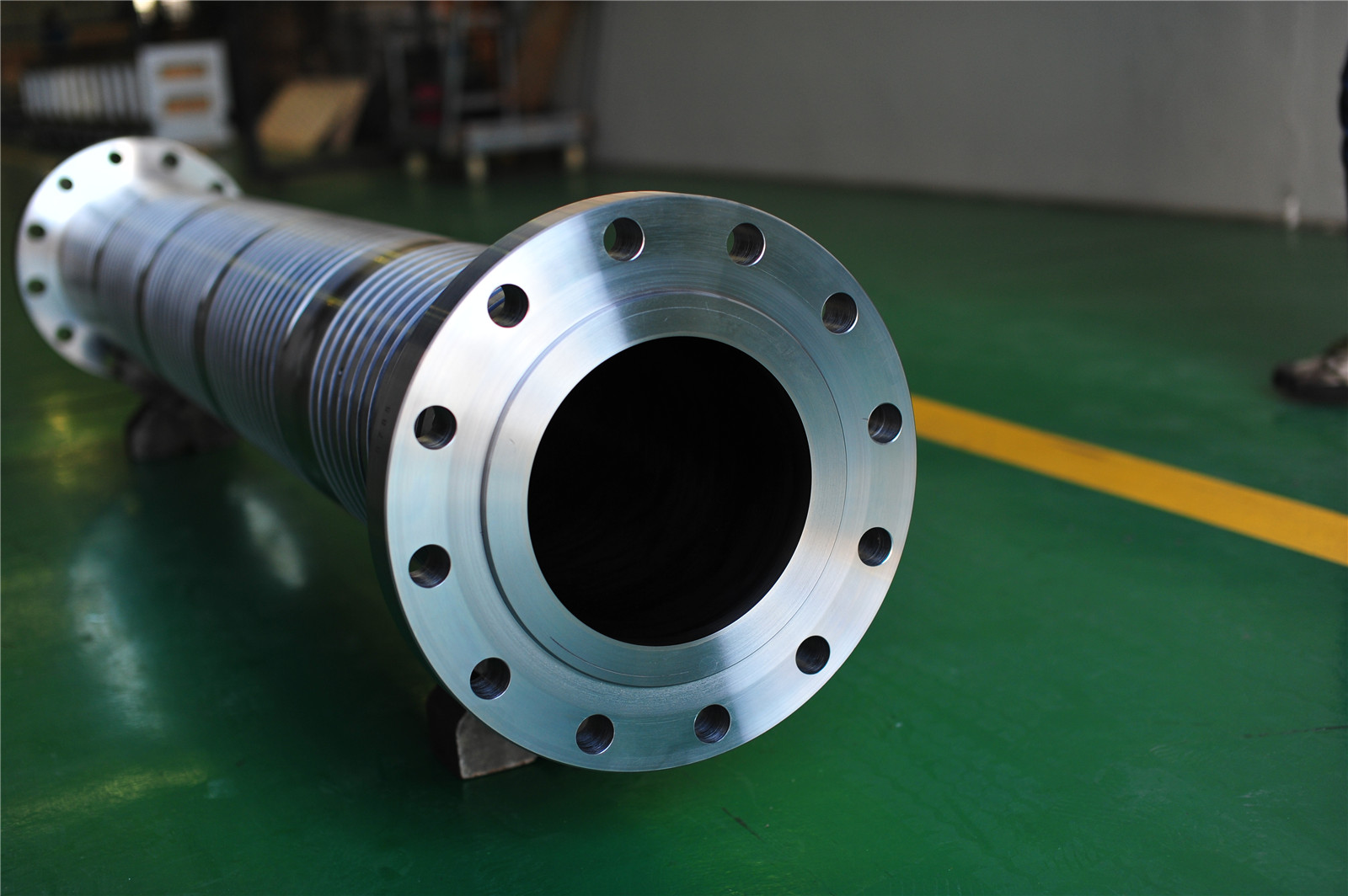 కోవిడ్-19, దాన్ని వదిలేయండి లేదా దానితో జీవించండి!